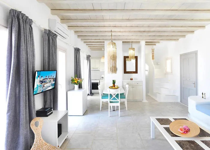 The Mykonian Sunset - 10min From Town Villa *