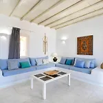 The Mykonian Sunset - 10min From Town Villa